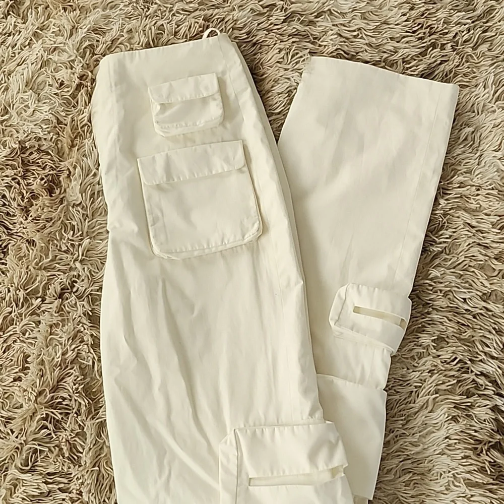 HP 🎉 Orseund Iris Pocket Pants Ecru Cargo Small White - Picture 6 of 7